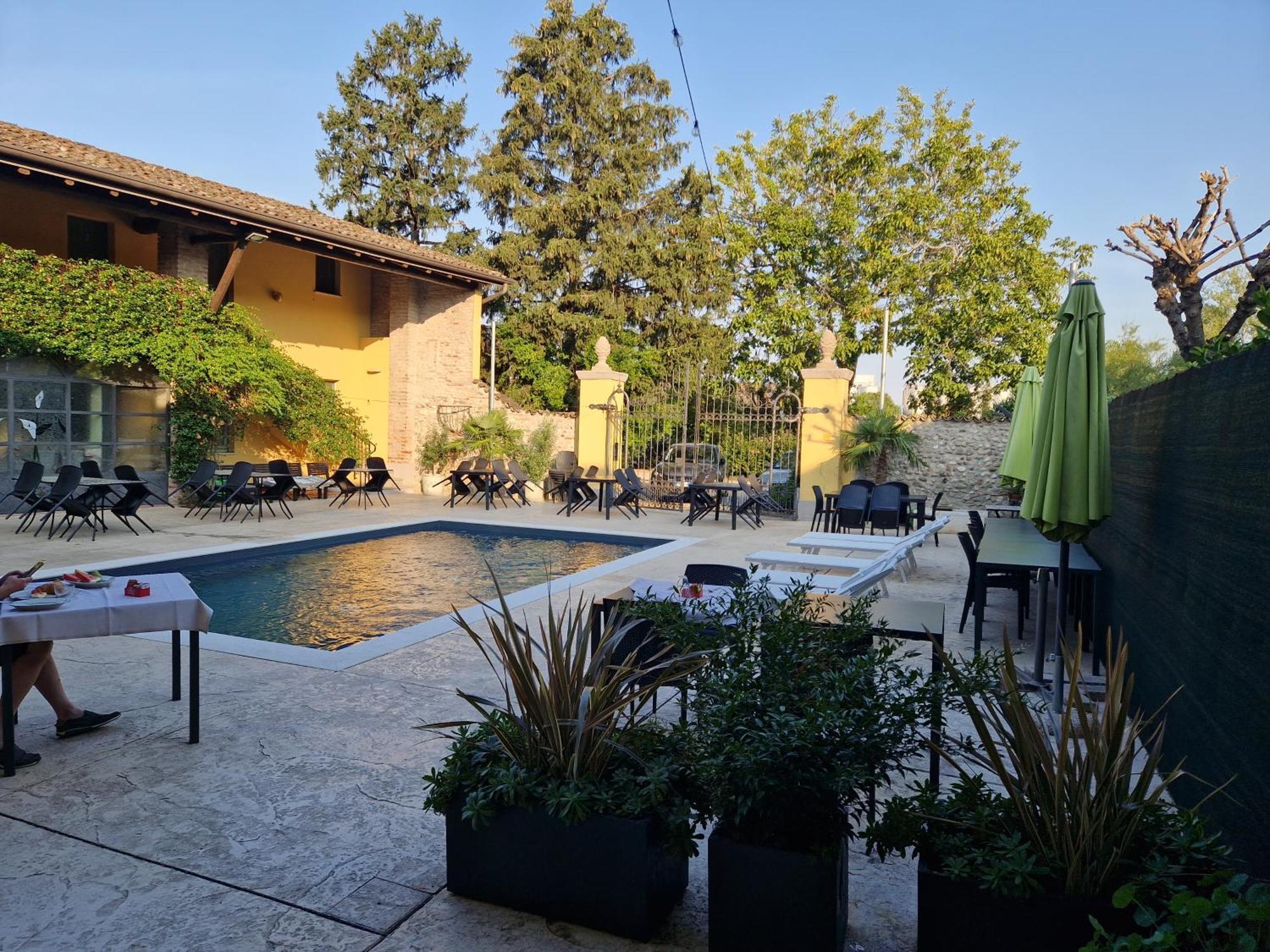 Agriturismo Corte Gaia 카스티리오네델레스티비에레 외부 사진